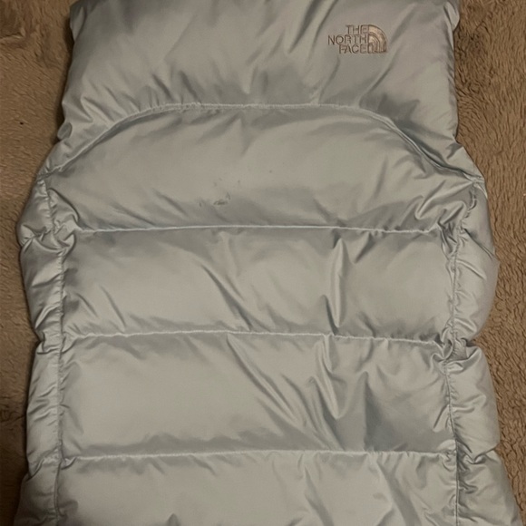 The North Face 1996 retro Nuptse Puffer Vest - Picture 2 of 7